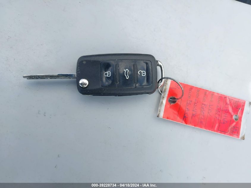 2016 Volkswagen Beetle 1.8T Dune VIN: 3VWS17AT5GM630169 Lot: 39228734