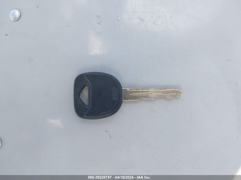 2001 Chevrolet Silverado 1500 Ls VIN: 2GCEC19T811315831 Lot: 39228787