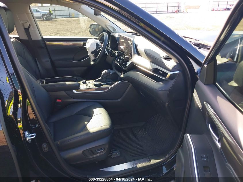 2023 Toyota Highlander Platinum VIN: 5TDKDRBH3PS520009 Lot: 39255595