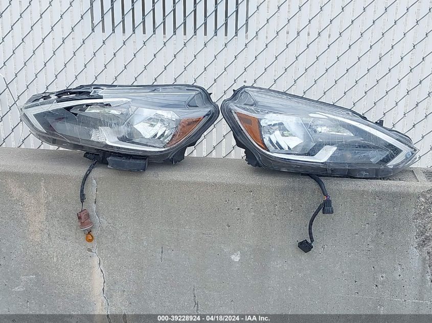 2016 Nissan Sentra S VIN: 3N1AB7AP2GY254511 Lot: 39228924