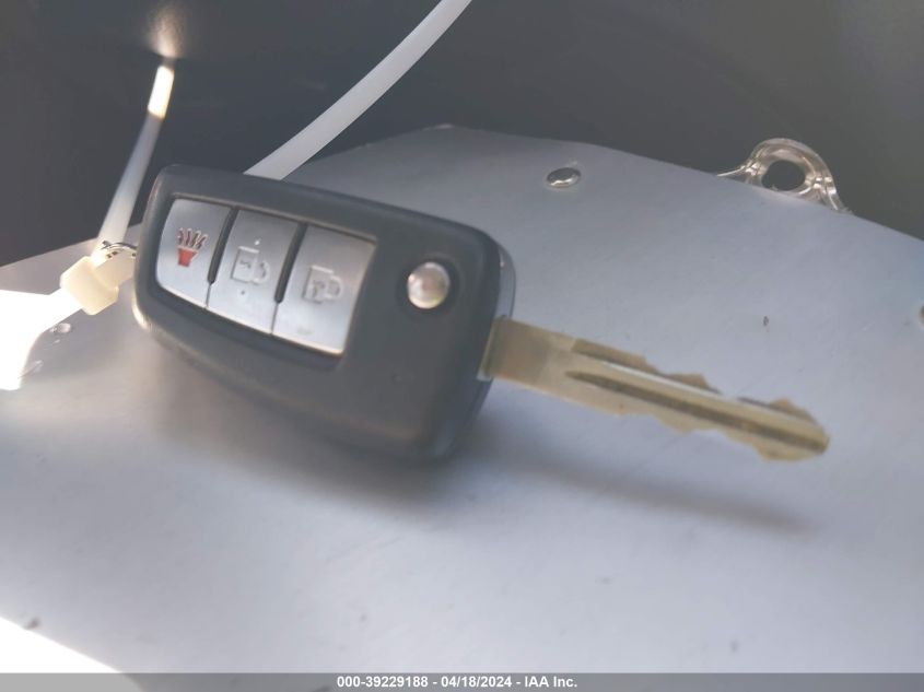 2018 Nissan Rogue S VIN: KNMAT2MT8JP548123 Lot: 39251399