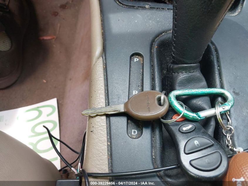 2001 Chrysler 300M VIN: 2C3HE66G41H649474 Lot: 39229456