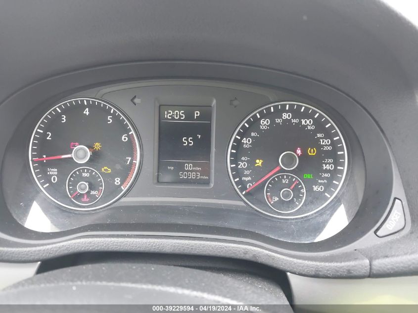 2015 Volkswagen Passat 1.8T Wolfsburg Edition VIN: 1VWAT7A36FC025812 Lot: 39229594