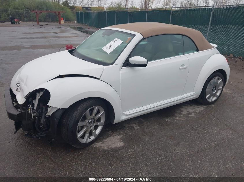 2015 Volkswagen Beetle 1.8T VIN: 3VW517AT5FM811719 Lot: 39229604