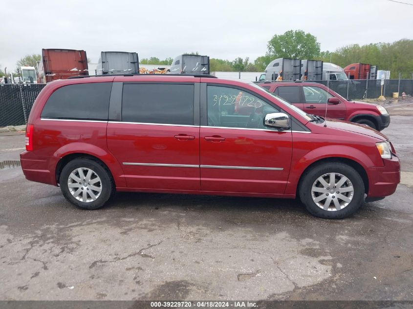 2010 Chrysler Town & Country Touring Plus VIN: 2A4RR8DX5AR360238 Lot: 39229720