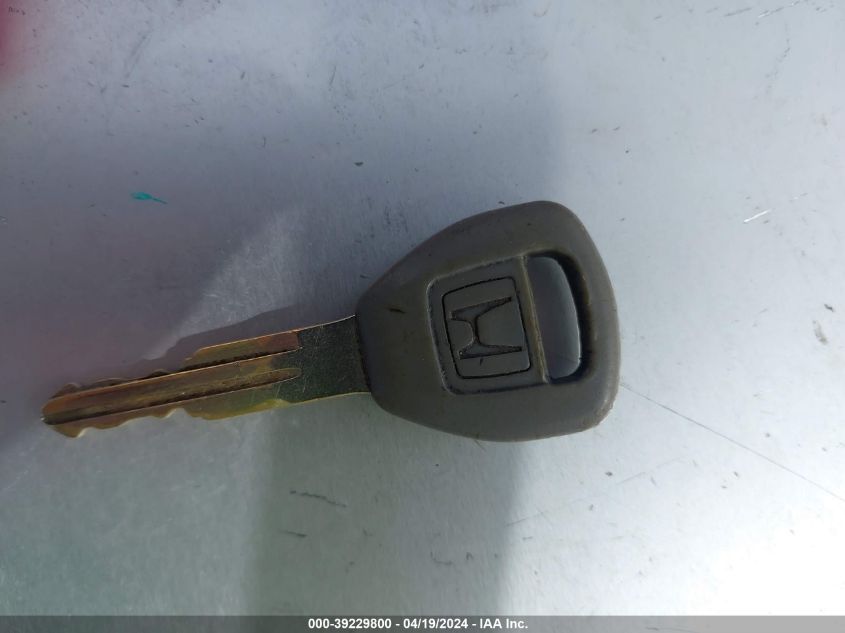 2000 Honda Accord 2.3 Ex VIN: 1HGCG6588YA066412 Lot: 39229800