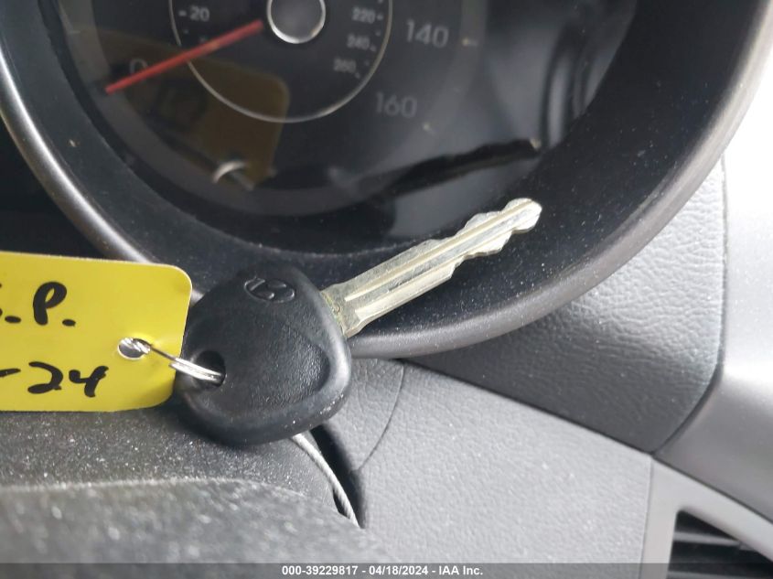 2013 Hyundai Elantra Gls VIN: 5NPDH4AE0DH325512 Lot: 39241226