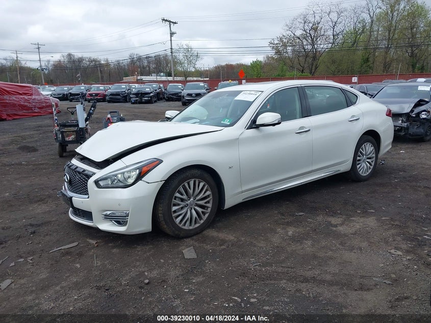 2018 Infiniti Q70L 3.7X Luxe VIN: JN1BY1PRXJM370302 Lot: 39230010