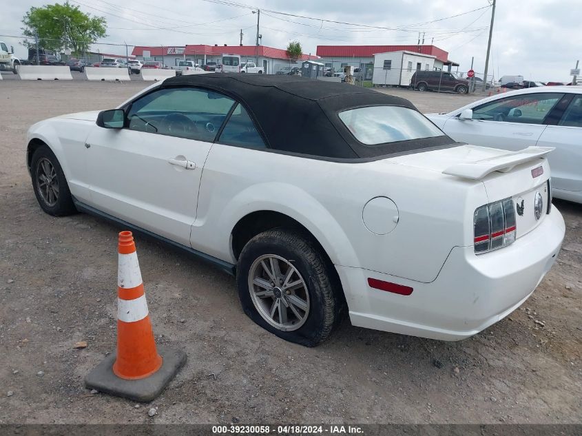 2005 Ford Mustang VIN: 1ZVFT84N555189452 Lot: 39230058