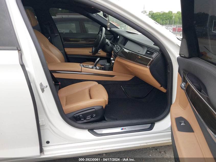 2015 BMW 740Li xDrive VIN: WBAYF4C52FD874073 Lot: 39230061