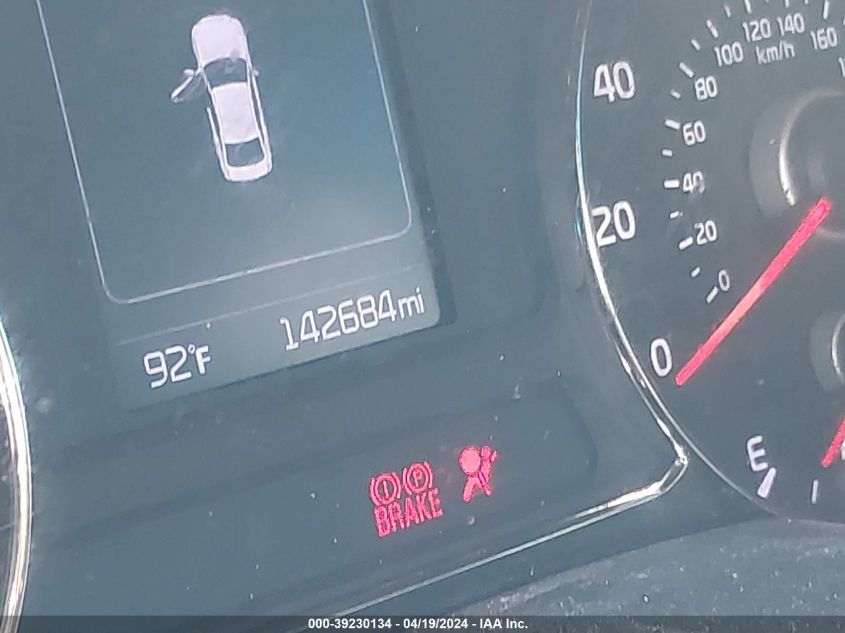 2017 Kia Forte Ex VIN: 3KPFL4A81HE114797 Lot: 39230134