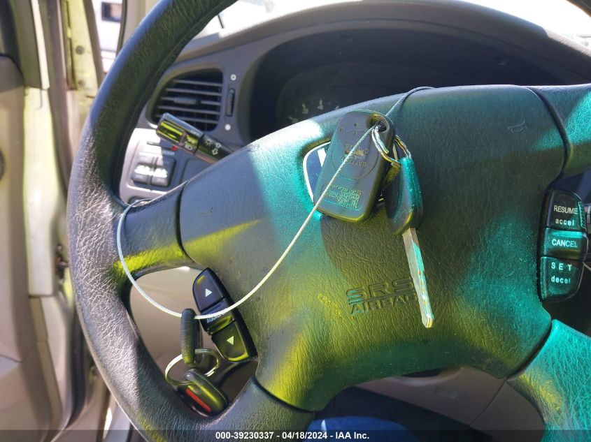 2004 Honda Odyssey Ex VIN: 5FNRL18804B147747 Lot: 39230337