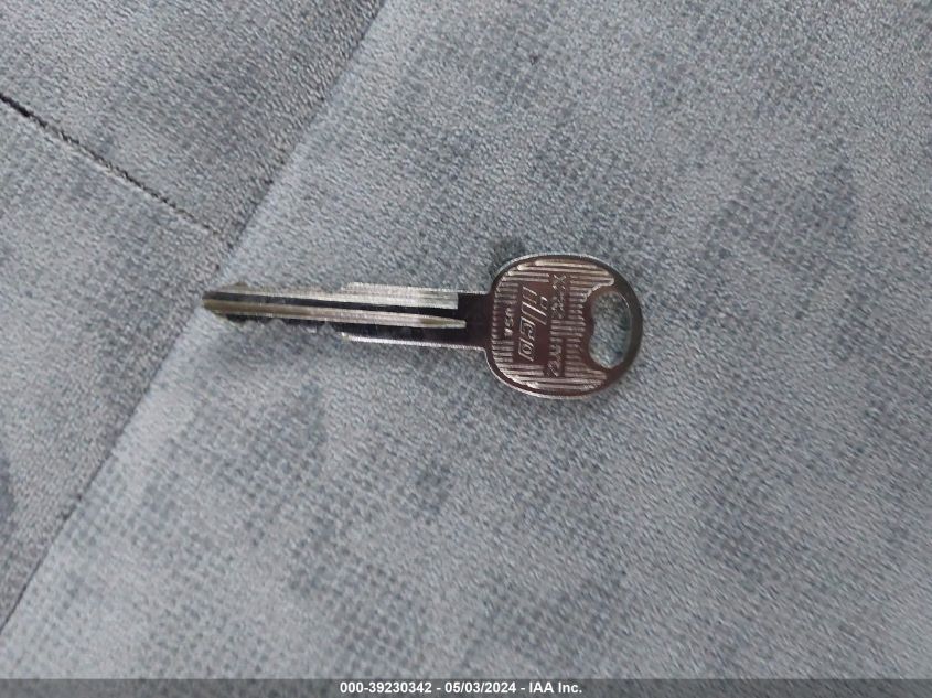 2005 Kia Sorento Ex/Lx VIN: KNDJC733155477038 Lot: 39230342