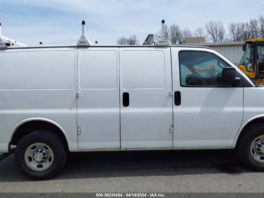 2017 Chevrolet Express 2500 Work Van VIN: 1GCWGAFF3H1313962 Lot: 39230354