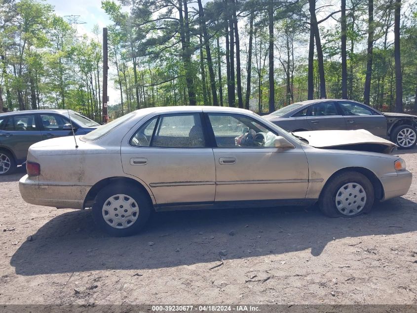 1996 Toyota Camry Dx/Le/Xle VIN: 4T1BG12K5TU699093 Lot: 39258558