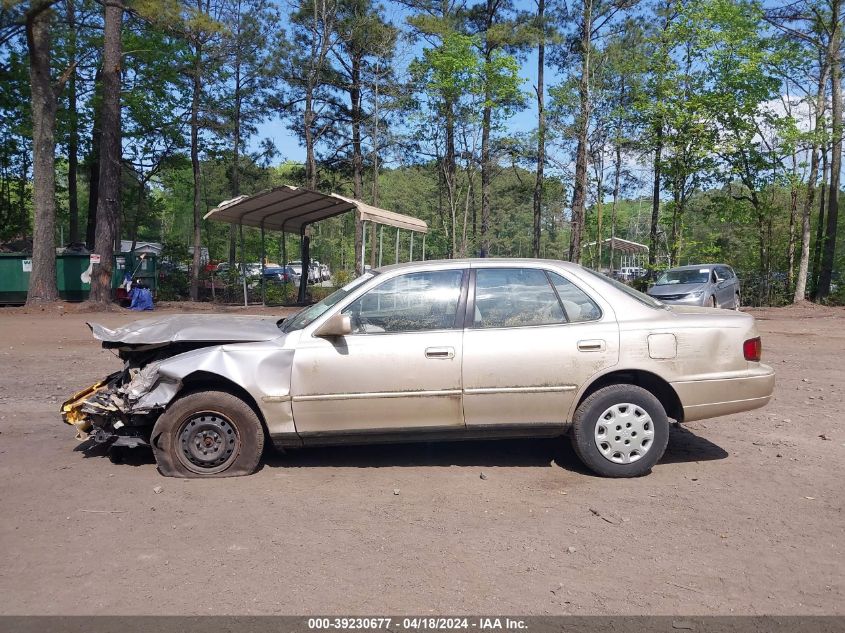 1996 Toyota Camry Dx/Le/Xle VIN: 4T1BG12K5TU699093 Lot: 39258558