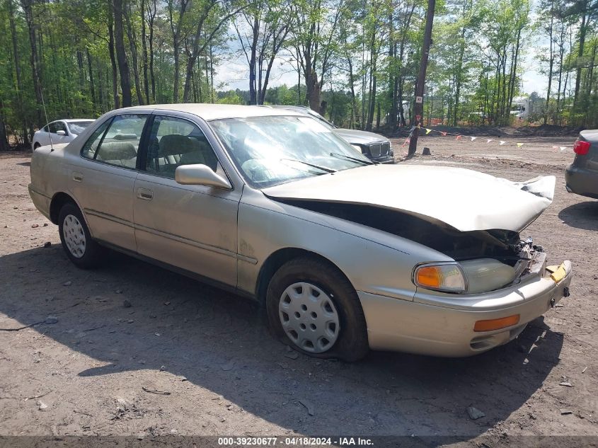 1996 Toyota Camry Dx/Le/Xle VIN: 4T1BG12K5TU699093 Lot: 39258558