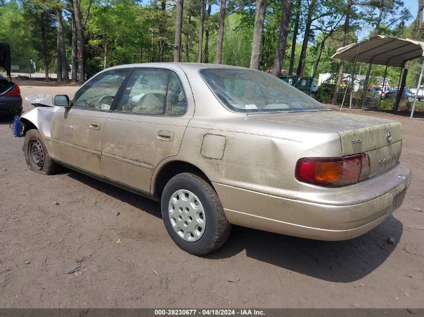 1996 Toyota Camry Dx/Le/Xle VIN: 4T1BG12K5TU699093 Lot: 39258558