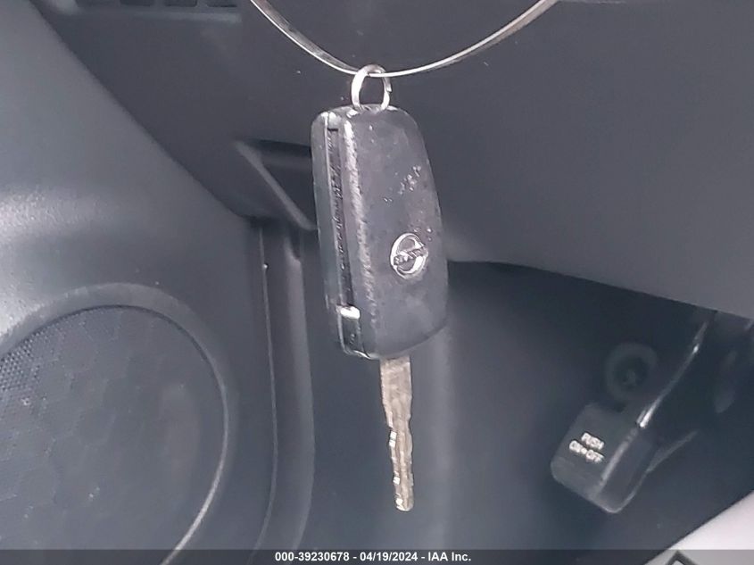 2018 Nissan Rogue S VIN: 5N1AT2MV4JC827704 Lot: 39230678