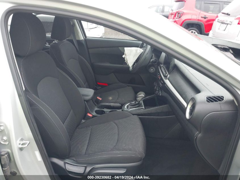 2021 Kia Forte Lxs VIN: 3KPF24AD9ME267910 Lot: 39230682