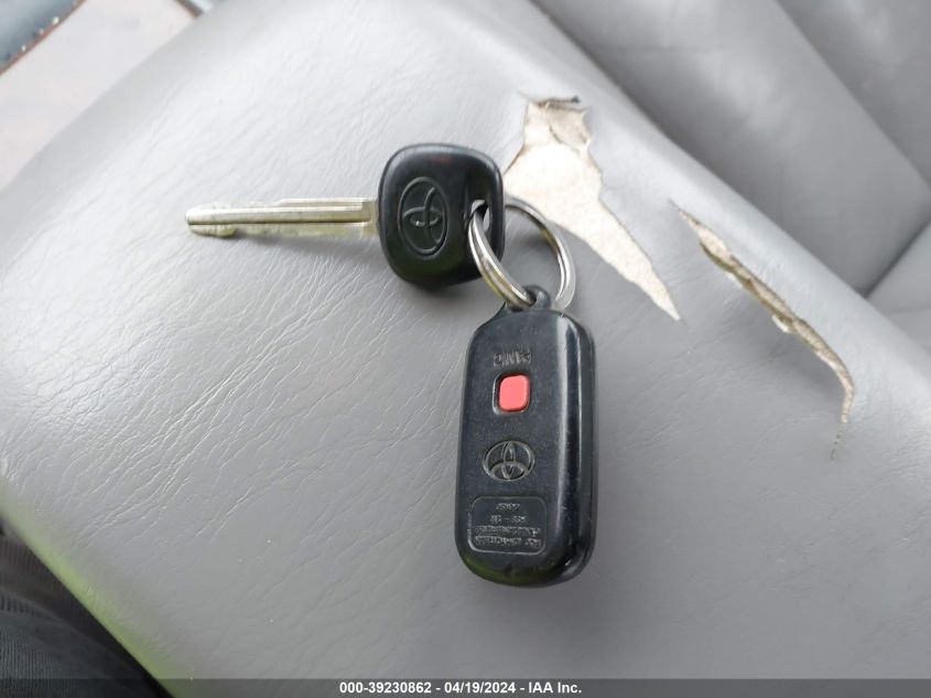 2000 Toyota Avalon Xls VIN: 4T1BF28B1YU034294 Lot: 39230862