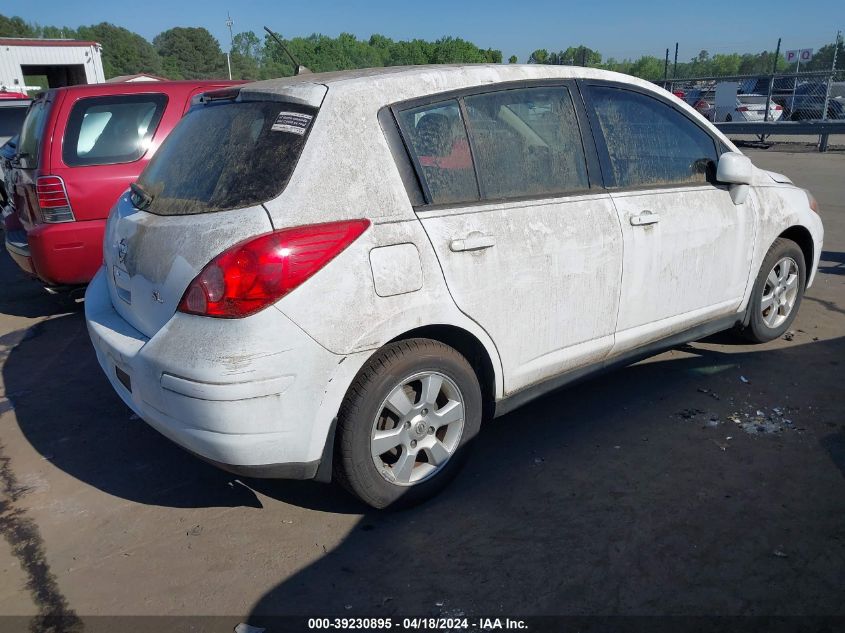 2009 Nissan Versa 1.8Sl VIN: 3N1BC13E79L419690 Lot: 48193554