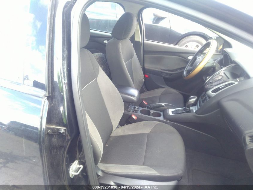 2014 Ford Focus Se VIN: 1FADP3F28EL275666 Lot: 39231090