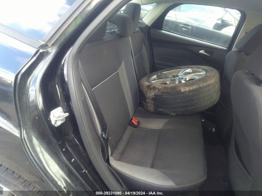 2014 Ford Focus Se VIN: 1FADP3F28EL275666 Lot: 39231090