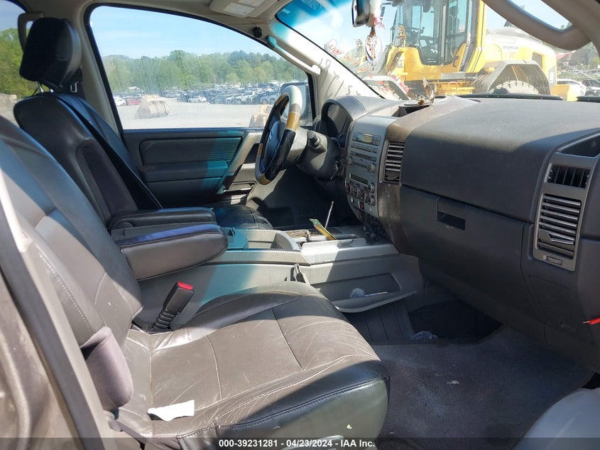 2006 Nissan Armada Le VIN: 5N1AA08A86N739882 Lot: 39231281