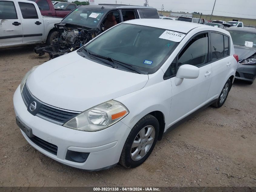 2007 Nissan Versa 1.8Sl VIN: 3N1BC13E77L363926 Lot: 39257783