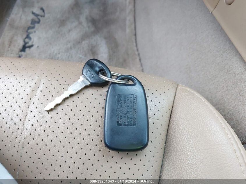 2001 Mazda Mx-5 Miata Ls/Special Edition VIN: JM1NB353010208546 Lot: 39231343