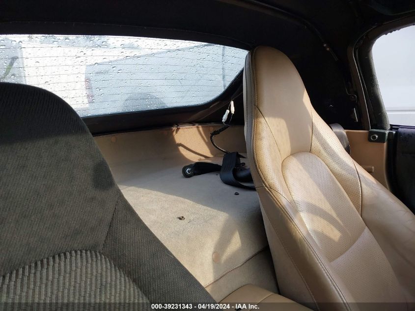 2001 Mazda Mx-5 Miata Ls/Special Edition VIN: JM1NB353010208546 Lot: 39231343