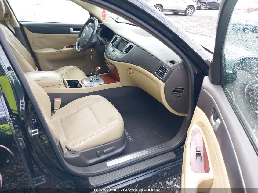 2013 Hyundai Genesis 3.8 VIN: KMHGC4DD2DU251946 Lot: 39231363