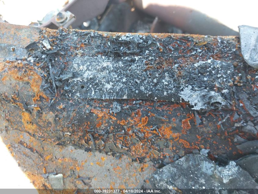 2011 Ford Expedition Xlt VIN: 1FMJU1H58BEF38462 Lot: 39231377