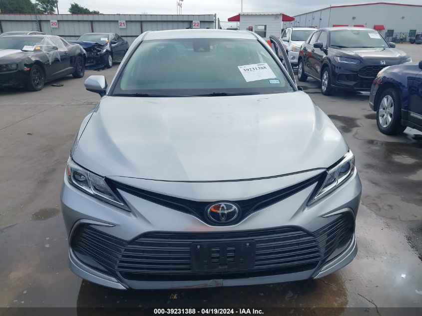 2022 Toyota Camry Le VIN: 4T1C11AK5NU650504 Lot: 39231388