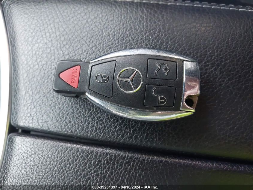 2017 Mercedes-Benz C 300 4Matic/Luxury 4Matic/Sport 4Matic VIN: WDDWF4KB5HR252192 Lot: 39231397