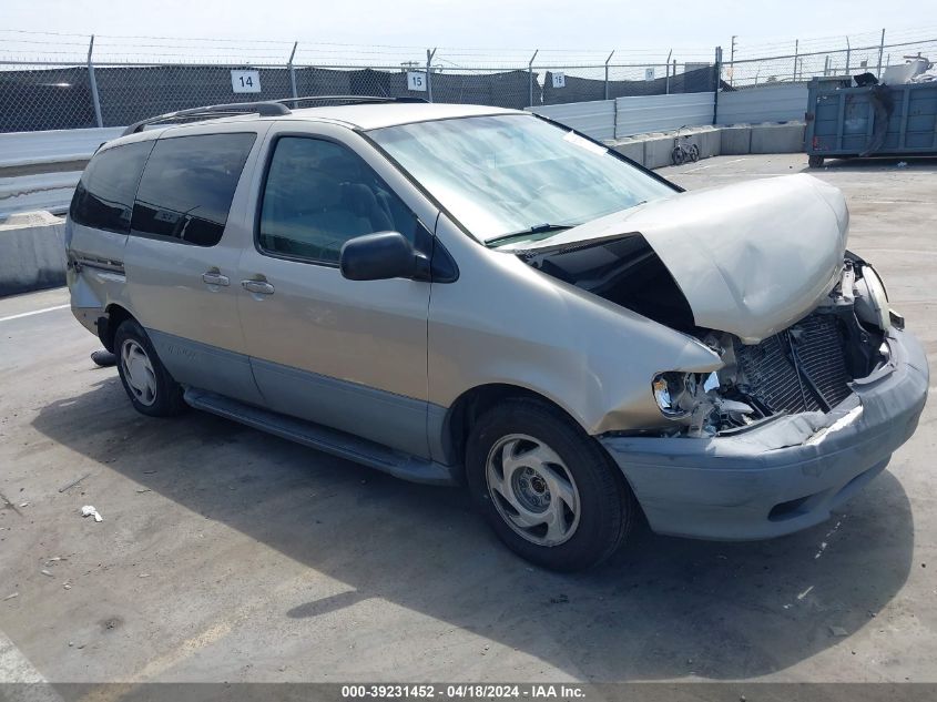 2002 Toyota Sienna Le VIN: 4T3ZF13C12U484017 Lot: 39231452