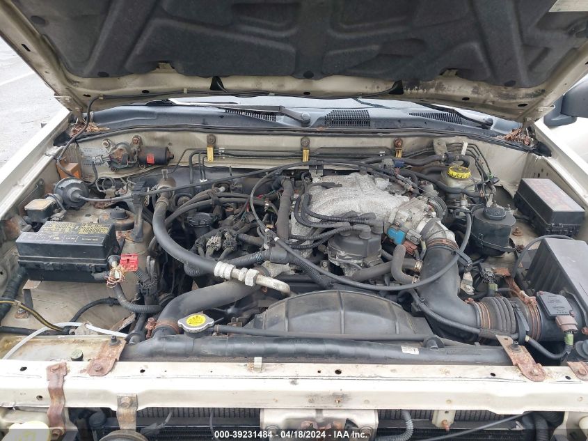 1999 Nissan Pathfinder Le/Se/Xe VIN: JN8AR05Y3XW311006 Lot: 39231484