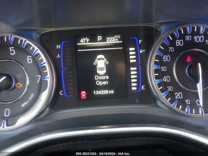 2015 Chrysler 200 Limited VIN: 1C3CCCAB7FN543271 Lot: 39231553