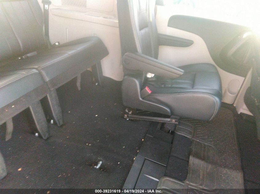 2014 Chrysler Town & Country Touring VIN: 2C4RC1BG7ER138551 Lot: 39231619