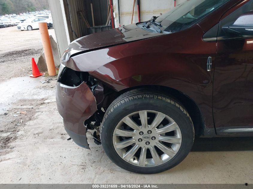 2012 Lincoln Mkx VIN: 2LMDJ8JK3CBL15990 Lot: 39231659