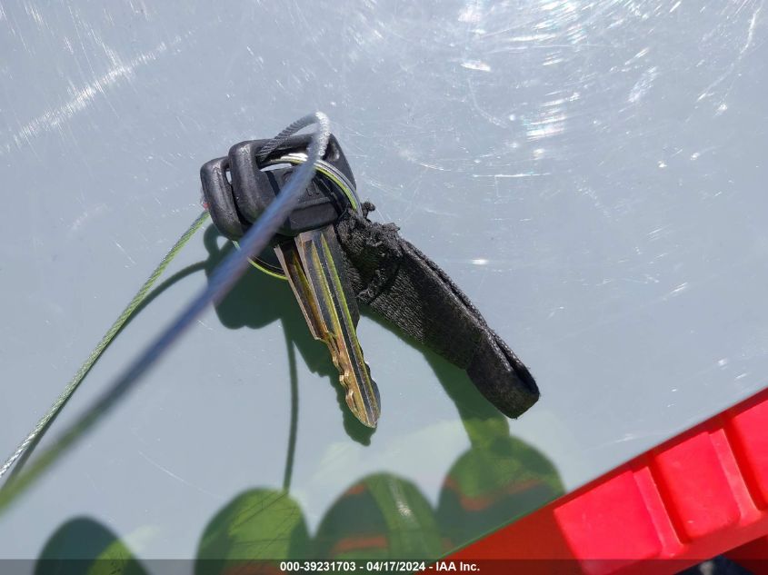 2004 Hyundai Santa Fe VIN: KM8SB12B04U827353 Lot: 20150810