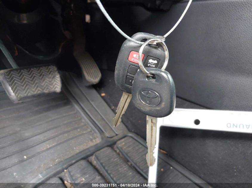 2015 Toyota Corolla Le VIN: 2T1BURHE6FC471862 Lot: 39231751