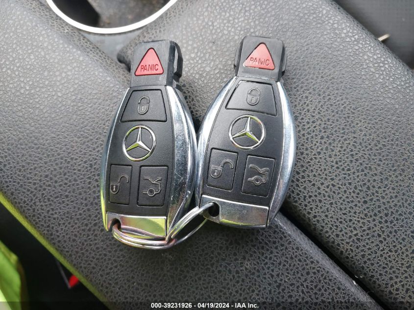 2013 Mercedes-Benz C 300 Luxury 4Matic/Sport 4Matic VIN: WDDGF8AB6DR252998 Lot: 39231926