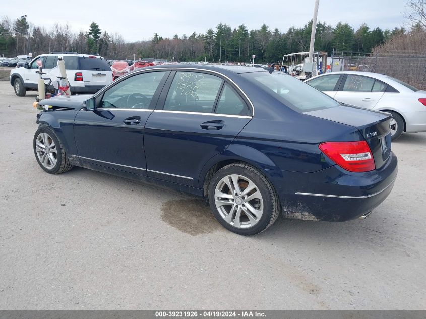 2013 Mercedes-Benz C 300 Luxury 4Matic/Sport 4Matic VIN: WDDGF8AB6DR252998 Lot: 39231926