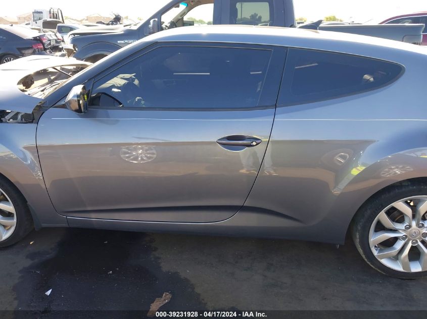 2015 Hyundai Veloster VIN: KMHTC6AD0FU225282 Lot: 39231928