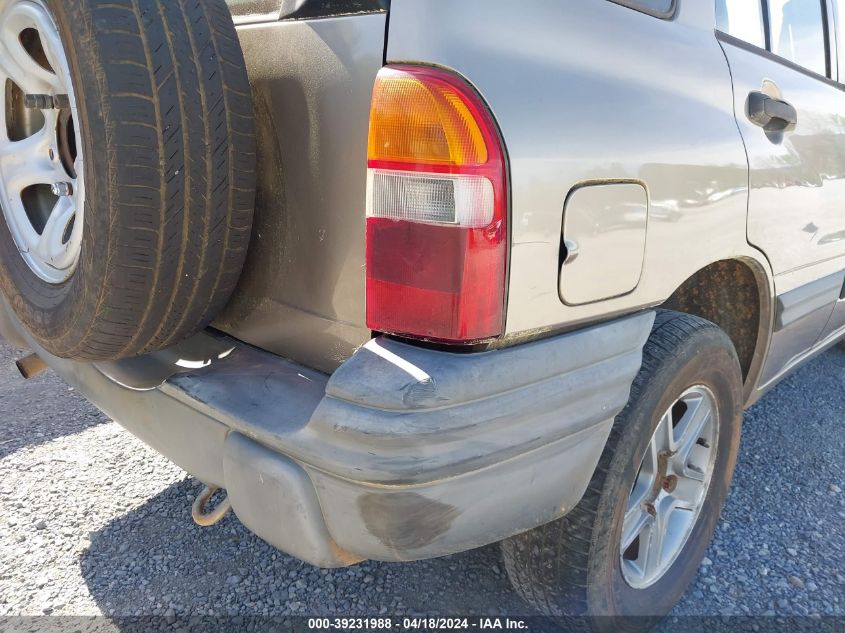 2003 Chevrolet Tracker Hard Top Base VIN: 2CNBJ13C336920889 Lot: 39231988