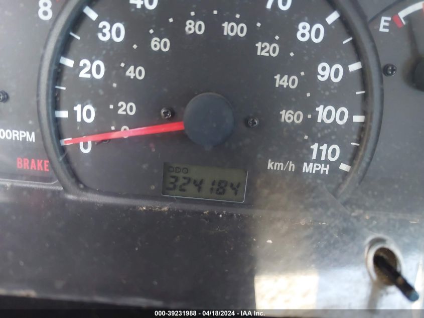 2003 Chevrolet Tracker Hard Top Base VIN: 2CNBJ13C336920889 Lot: 39231988