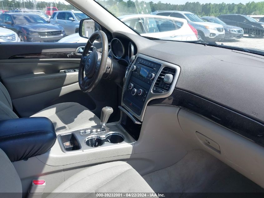 2011 Jeep Grand Cherokee Laredo VIN: 1J4RS4GG2BC579547 Lot: 39232001