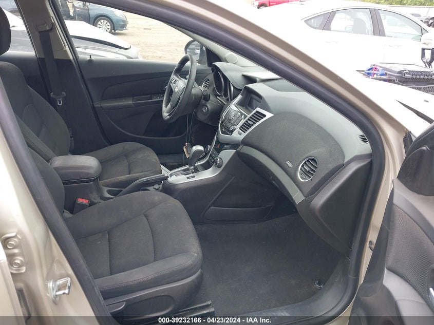 2016 CHEVROLET CRUZE LIMITED 1LT AUTO - 1G1PE5SBXG7182084